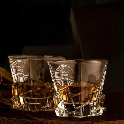 Zestaw Karafka 4 Szklanki Na Whisky W Pudełku Twoje Logo Napis Prezent Y4