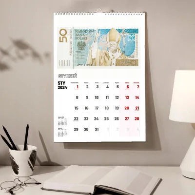 Kalendarz ścienny Na Rok 2024 Papaj Papież Watykan Vice Wieloplanszowy A4